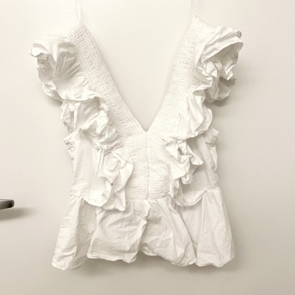 H&M Low Cut V-neck Sleeveless Ruffle Top